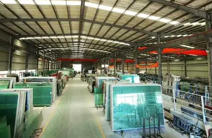 玻璃行業原材料(liao) 